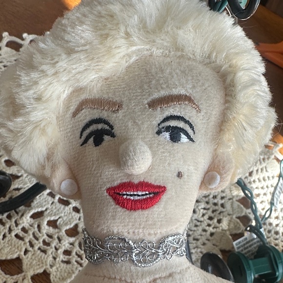 Rare Marilyn Monroe Little Thinkers Doll - Picture 4 of 11